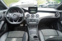 Mercedes-Benz CLA 200 AMG Line