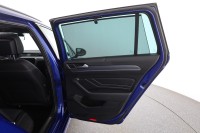 VW Passat Variant 1.5 TSI DSG R-line