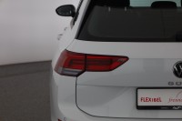 VW Golf VIII Variant 1.0 eTSI DSG Life