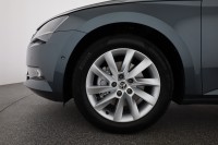 Skoda Superb Combi 2.0 TDI DSG Style