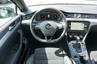 VW Passat Variant 2.0 TSI 4Motion R-LINE