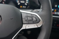 VW Golf VIII Variant 1.5 eTSI R-Line DSG