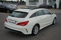 Mercedes-Benz CLA 200 AMG Line