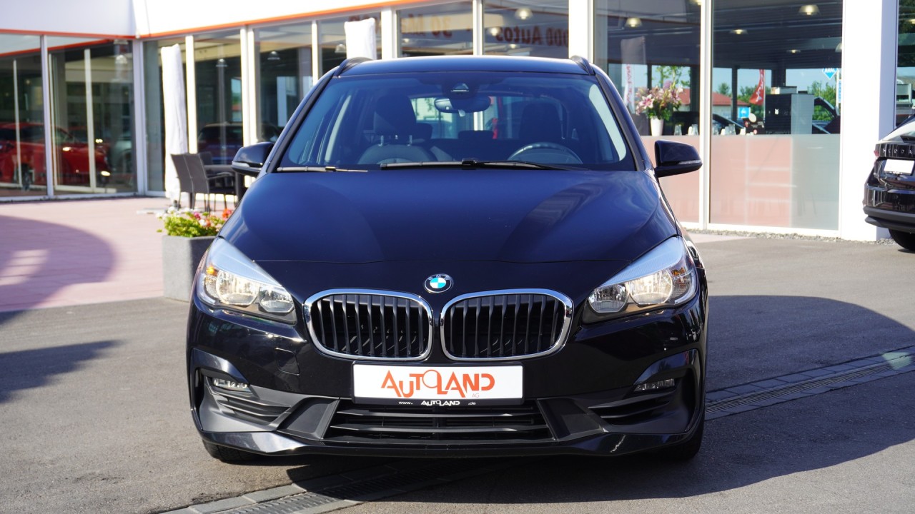 BMW 218 i Advantage Aut.