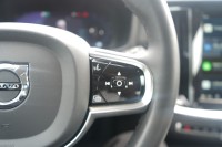 Volvo V60 Kombi 2.0 M-Hybrid Plus Dark