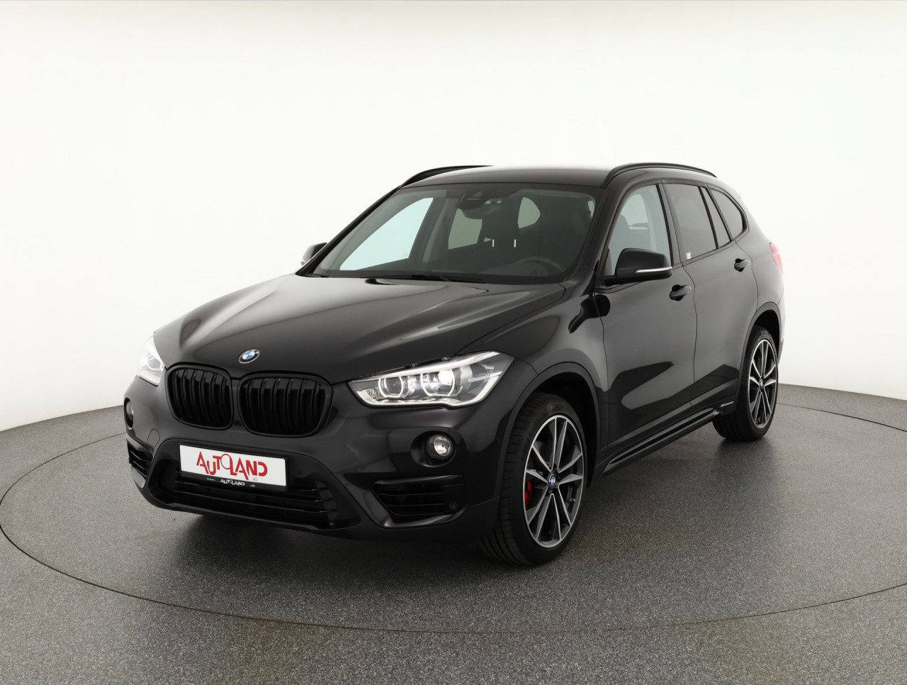 BMW X1 sDrive 18i Sport Line
