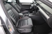 VW Passat Variant 2.0 TSI DSG R-Line