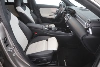 Mercedes-Benz CLA 250 Shooting Brake AMG Line