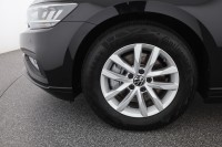 VW Passat Variant 1.5 TSI DSG Business