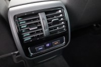 VW Passat Variant 1.5 TSI DSG Business