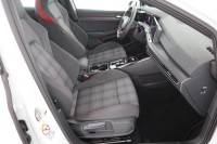 VW Golf VIII 2.0 GTI DSG