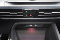 VW Golf VIII Variant 1.5 eTSI Goal