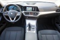 BMW 320 i Advantage