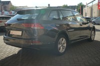 VW Golf VIII Variant 1.5 TSI Life