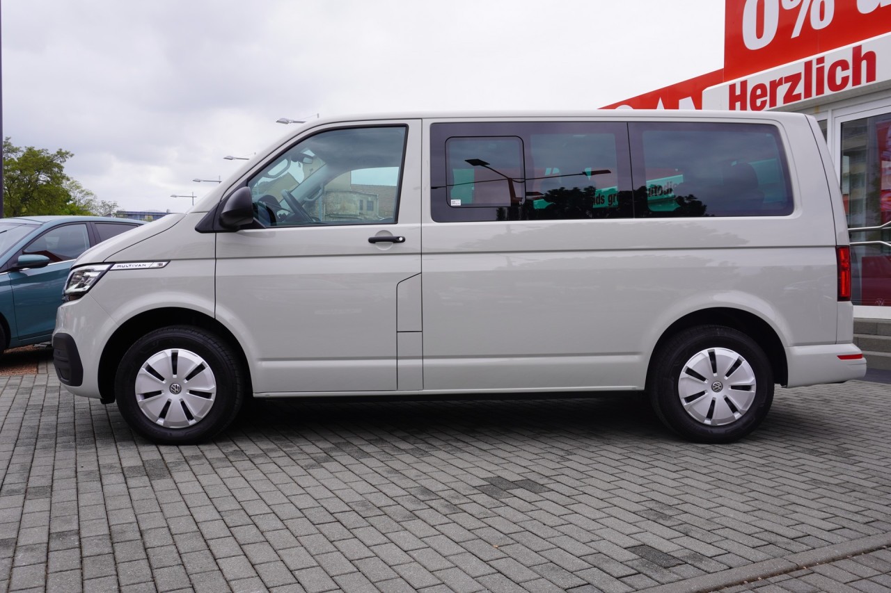 VW Multivan T6.1 2.0 TDI DSG 3-Zonen-Klima Navi Sitzheizung