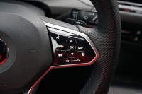 VW Golf VIII Variant 1.5 eTSI R-Line