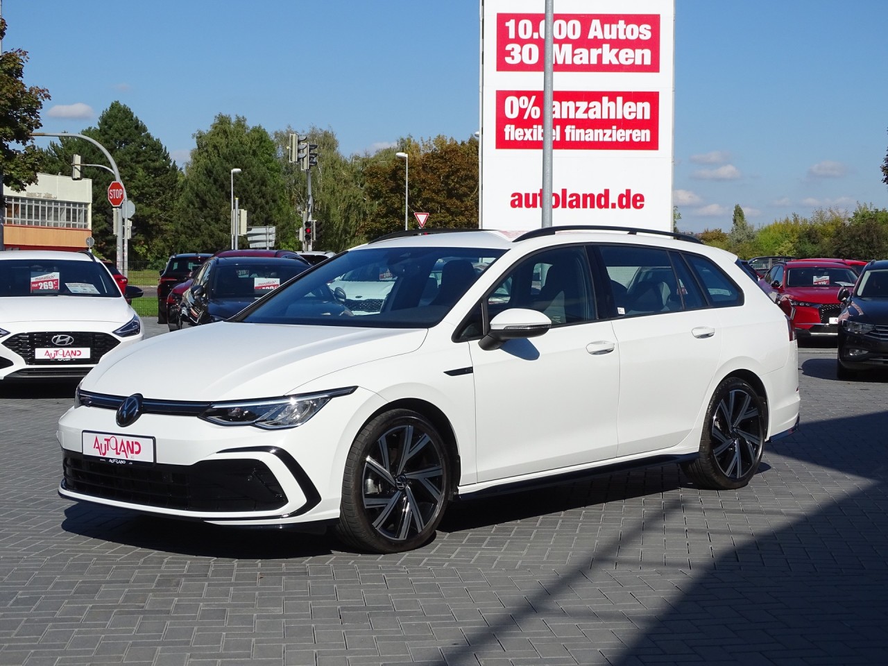 VW Golf VIII Variant 1.5 TSI R-Line