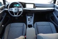 VW Golf VIII Variant Life eTSI