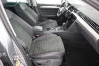 VW Passat Variant 2.0 TDI DSG Elegance