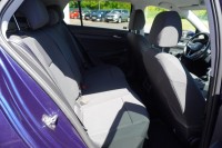 VW Golf VIII 1.0
