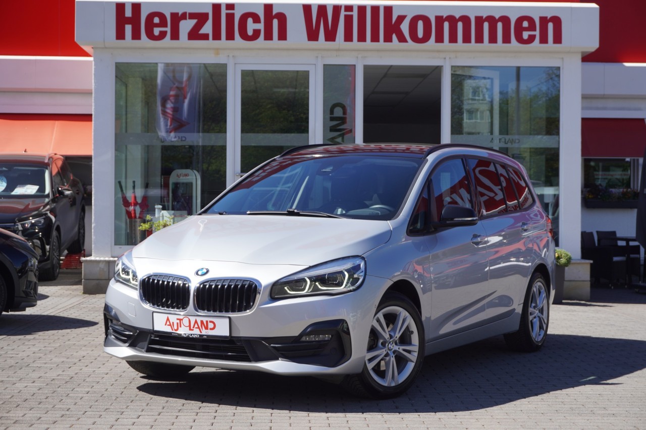 BMW 216 i Sport Line