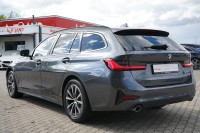 BMW 318 318d Touring Advantage Aut.