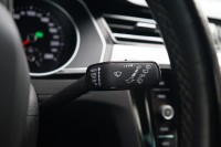 VW Passat Variant 1.5 TSI DSG Business