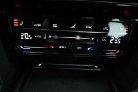 VW Arteon Shooting Brake 2.0 TSI DSG R-Line