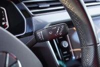 VW Passat Variant 1.5 R-Line DSG