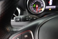 Mercedes-Benz GLA 180 Urban