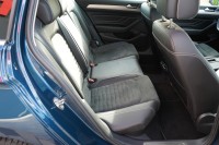VW Passat Variant 1.5 TSI DSG R-Line