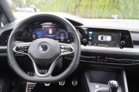 VW Golf VIII 1.5 16V TSI R-Line
