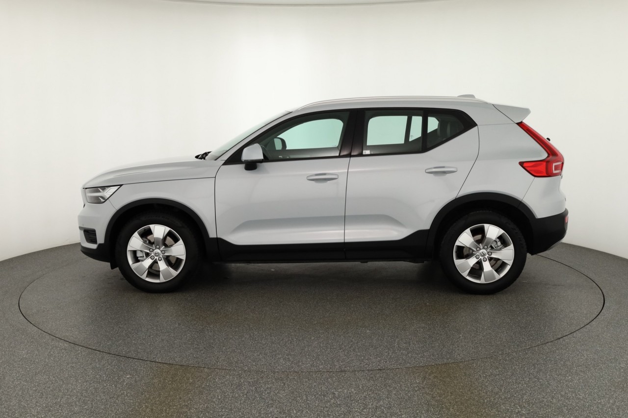 Volvo XC 40 XC40 T4 Momentum Pro