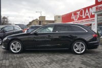 Audi A4 Quattro 40 TDI quattro Avant S tronic S line