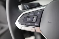VW Golf VIII Variant 1.5 TSI DSG