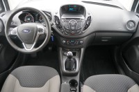 Ford Tourneo Courier 1.0 EB Titanium