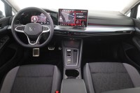 VW Golf VIII Variant 1.5 eTSI Goal
