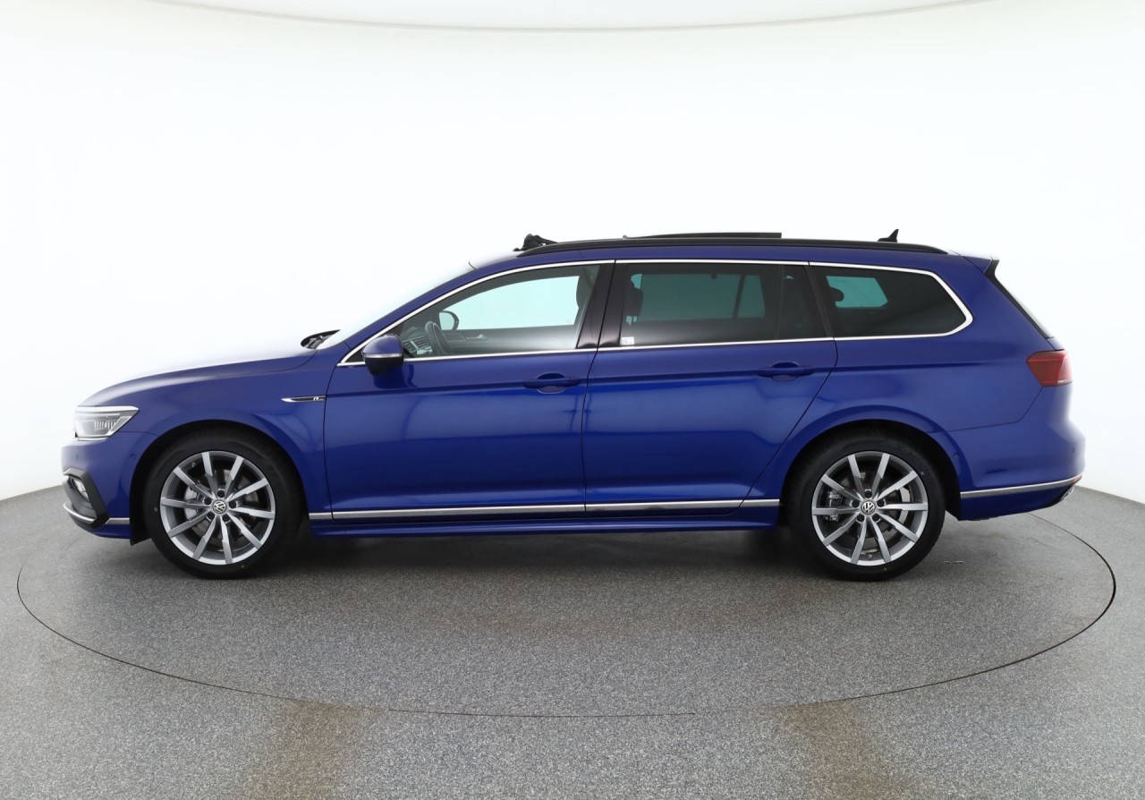 VW Passat Variant 1.5 TSI DSG R-line