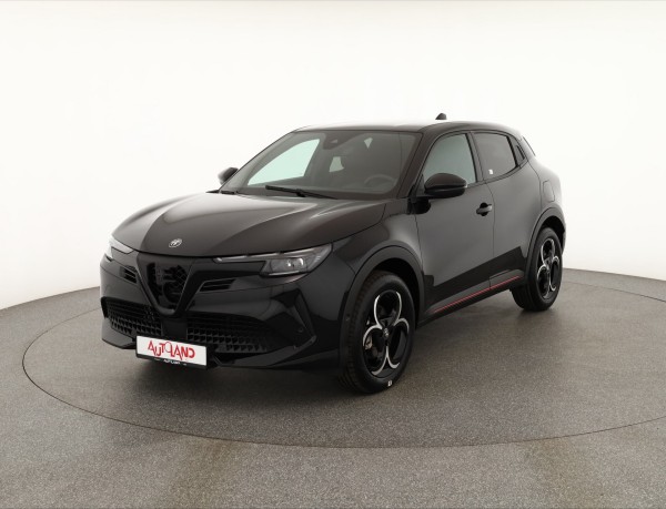 Alfa Romeo Junior Ibrida Speciale 1.2 VGT mHev