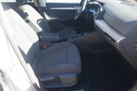 VW Golf VIII Variant 2.0 TDI