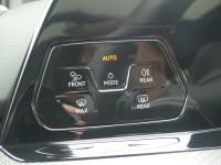 VW Golf VIII Variant 1.5 TSI R-Line