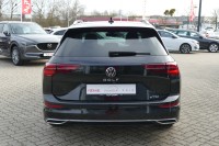 VW Golf VIII Variant Style