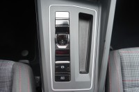 VW Golf VIII 2.0 GTI DSG