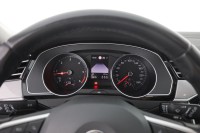 VW Passat Variant 2.0 TDI DSG R-Line