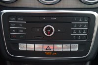 Mercedes-Benz GLA 180 Urban