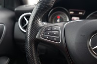 Mercedes-Benz GLA 200 Standard