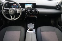 Mercedes-Benz A 250 A250 e