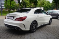 Mercedes-Benz CLA 200 AMG Line