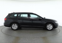 VW Passat Variant 2.0 TDI DSG Conceptline
