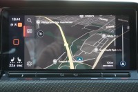 VW Golf VIII Variant 2.0 TDI R-Line DSG